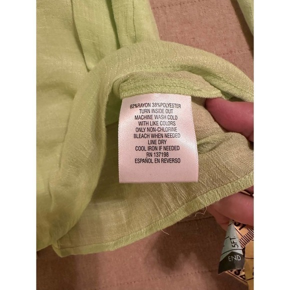 PALETTE Gauze Blouse with Button Detail - Picture 8 of 9